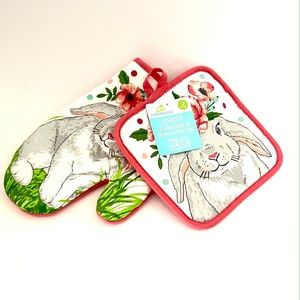 Easter Potholder & Oven Mitt Set. NEW ITEM